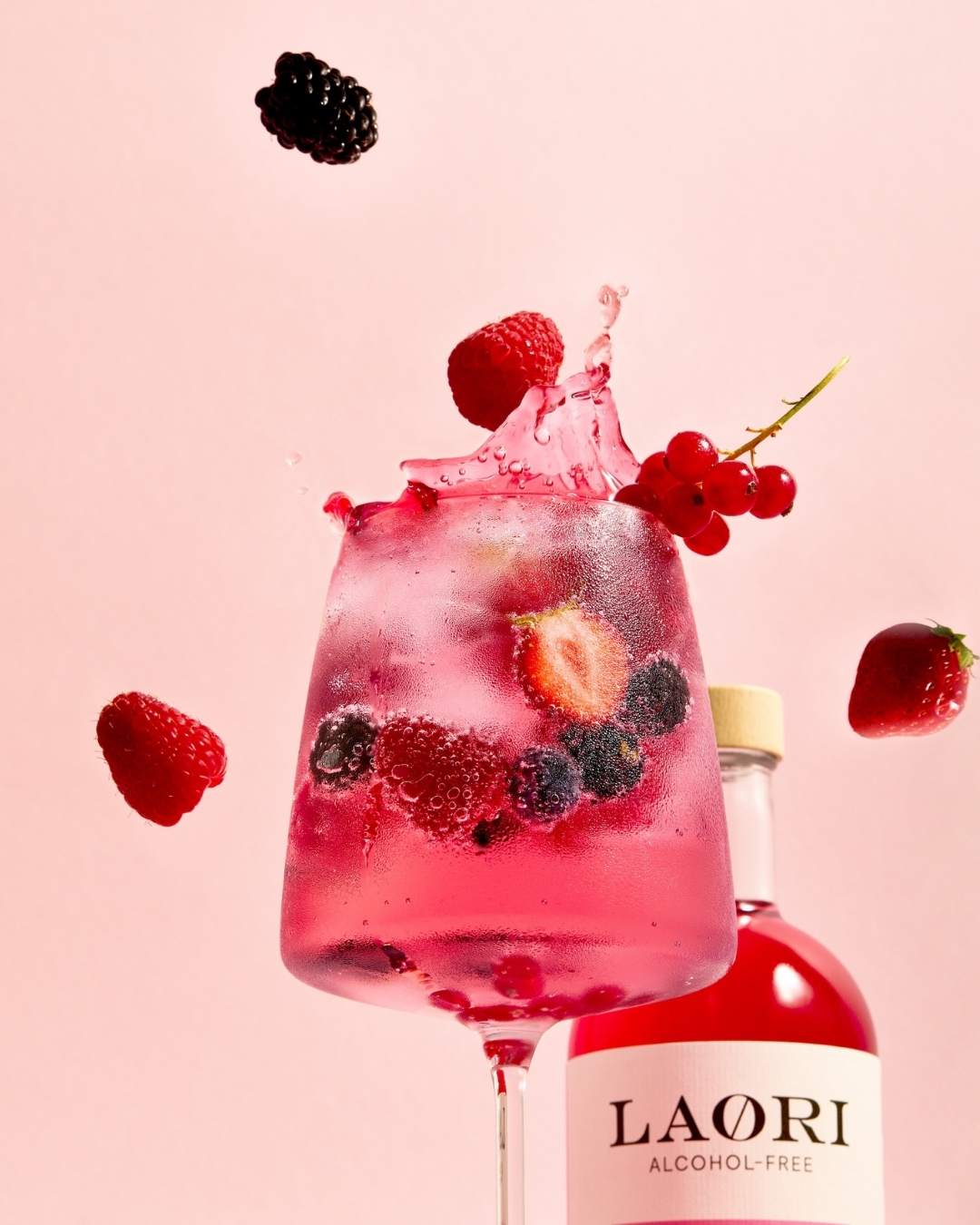 laori-berry-no-6-alkoholfreier-aperitif-0-5l-6er-set-berry-spritz image 4