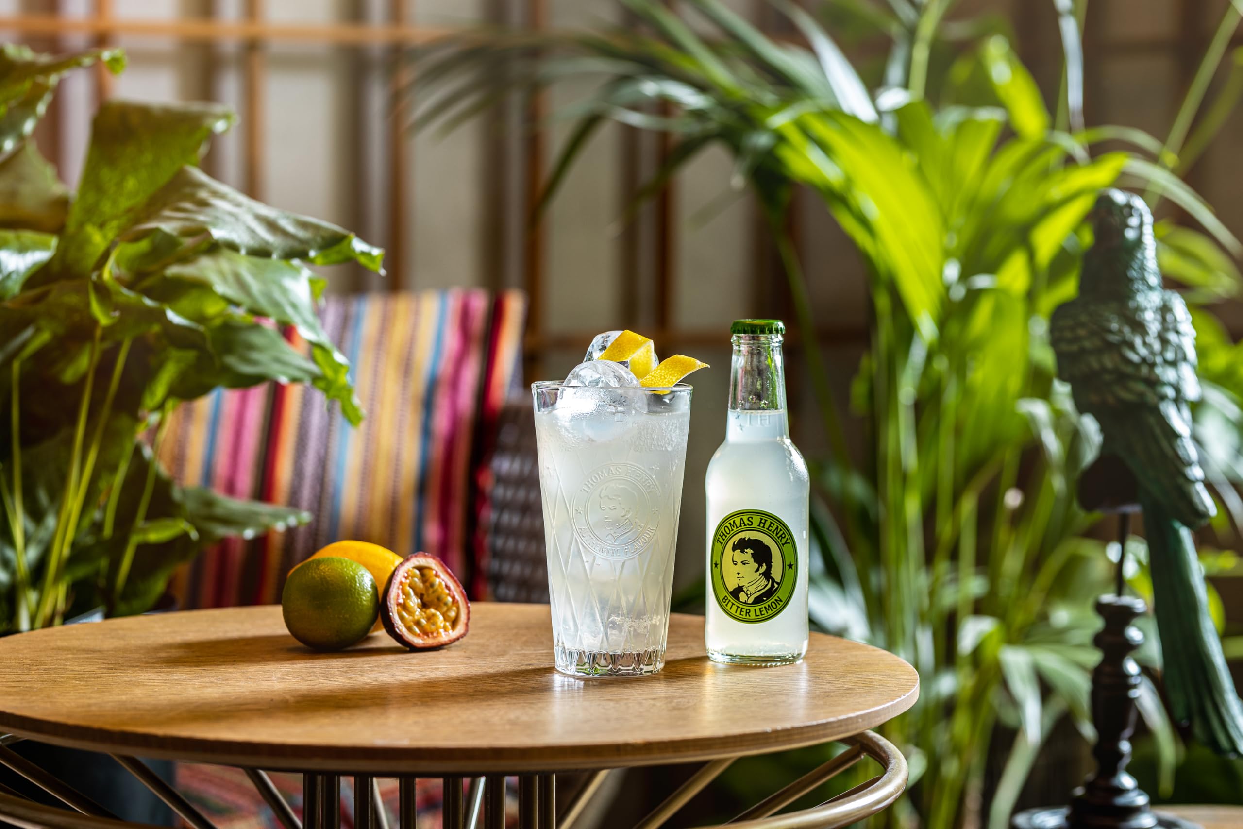 thomas-henry-bitter-lemon-bitterlimonade-24-x-0-2-liter image 2